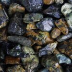 DECOTOP Motley - Натуральная пёстрая галька, 1-5 см, 1.5 кг/1 л